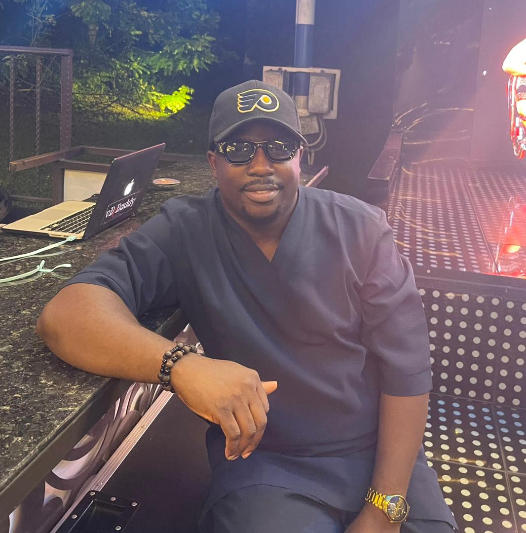 vDjDaddy Crowd Interaction